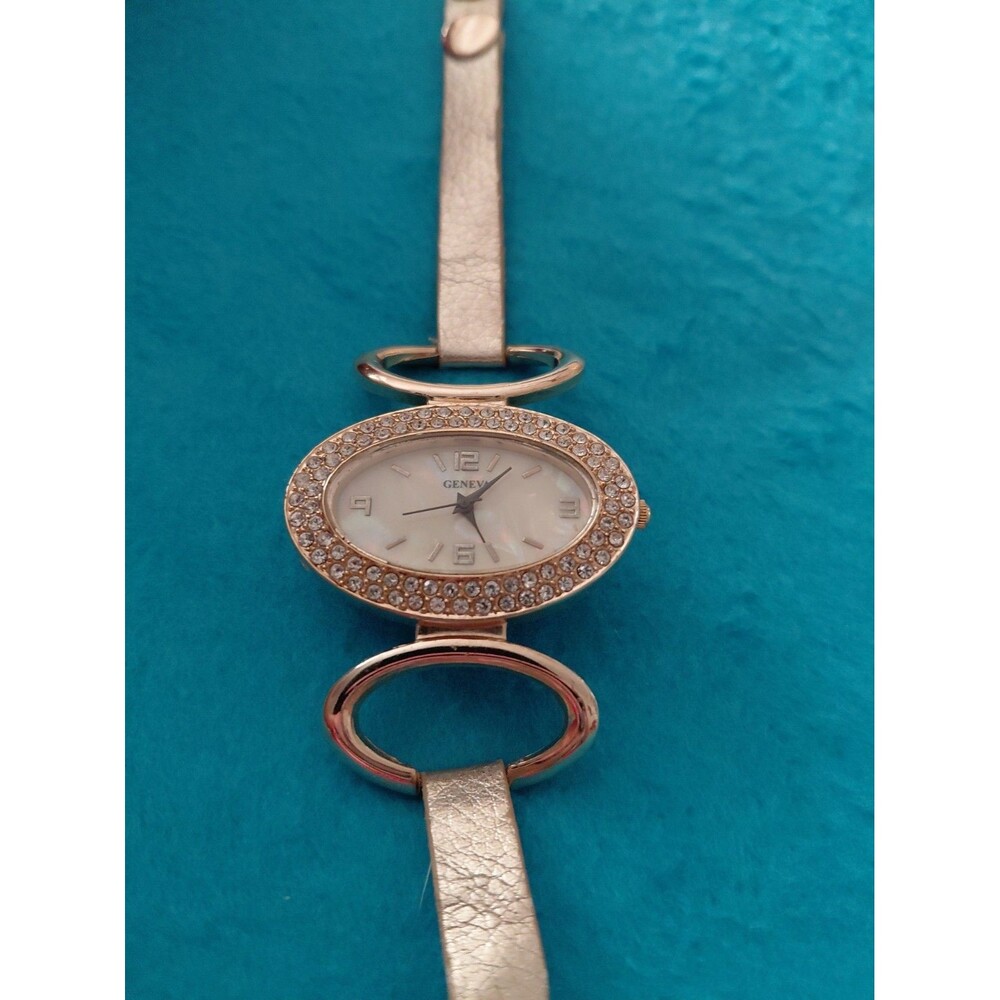 New Gold With Rhinestone Oval Geneva Watch Small Band Water Resistant